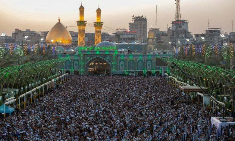 Ahlulbayt lovers perform the Eid prayer at the Holy Shrines of Imam ...