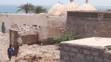 Photo of Yemen: Condemnations after Saudi coalition demolishes historic mosque in Al-Khoukha