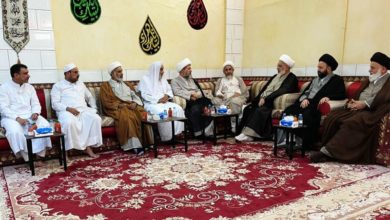Photo of The Mission of Grand Ayatollah Shirazi in Medina receives religious figures and believers