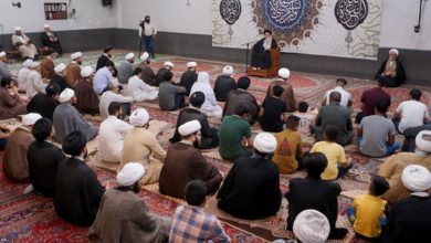Photo of Daily Session of Grand Ayatollah Shirazi with scholars, believers in the holy city of Qom