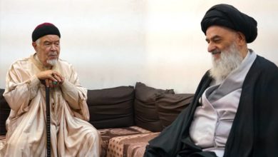Photo of Dr. Tijani Samawi meets with Grand Ayatollah Sayyed Sadiq al-Husseini al-Shirazi in the holy city of Qom