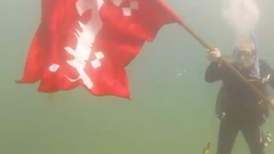 Photo of USA: Iraqi diver dazzles the world by waving the “Ya Hussein” banner under the sea