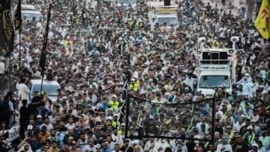 Photo of Large crowd of mourners participate in the launch of Bani Amer mourning procession from Basra towards Karbala
