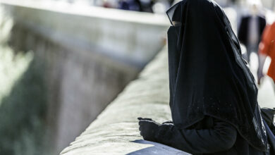 Photo of Amsterdam City Council pushes for end of nationwide burqa ban