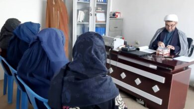 Photo of Shirazi-affiliated foundations provide Afghan families with financial assistance