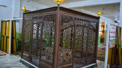 Photo of Replacement of holy grille of Sayyeda Khadija, daughter of Imam Al-Kadhim in holy Karbala