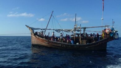 Photo of Call to save Rohingya refugees adrift at sea without water, food