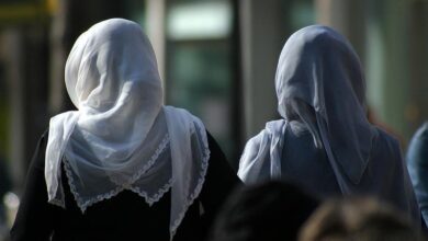 Photo of Muslims with headscarves wait 4.5 times longer for jobs in Germany, survey finds