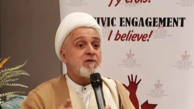 Photo of Grand Ayatollah Shirazi’s representative gives speech at Iftar banquet hosted by Canadian Islamic Association