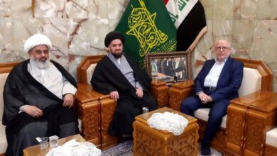 Photo of Son of Grand Ayatollah Sayyid Muhammad Shirazi meets officials of Kufa, Sahleh mosques