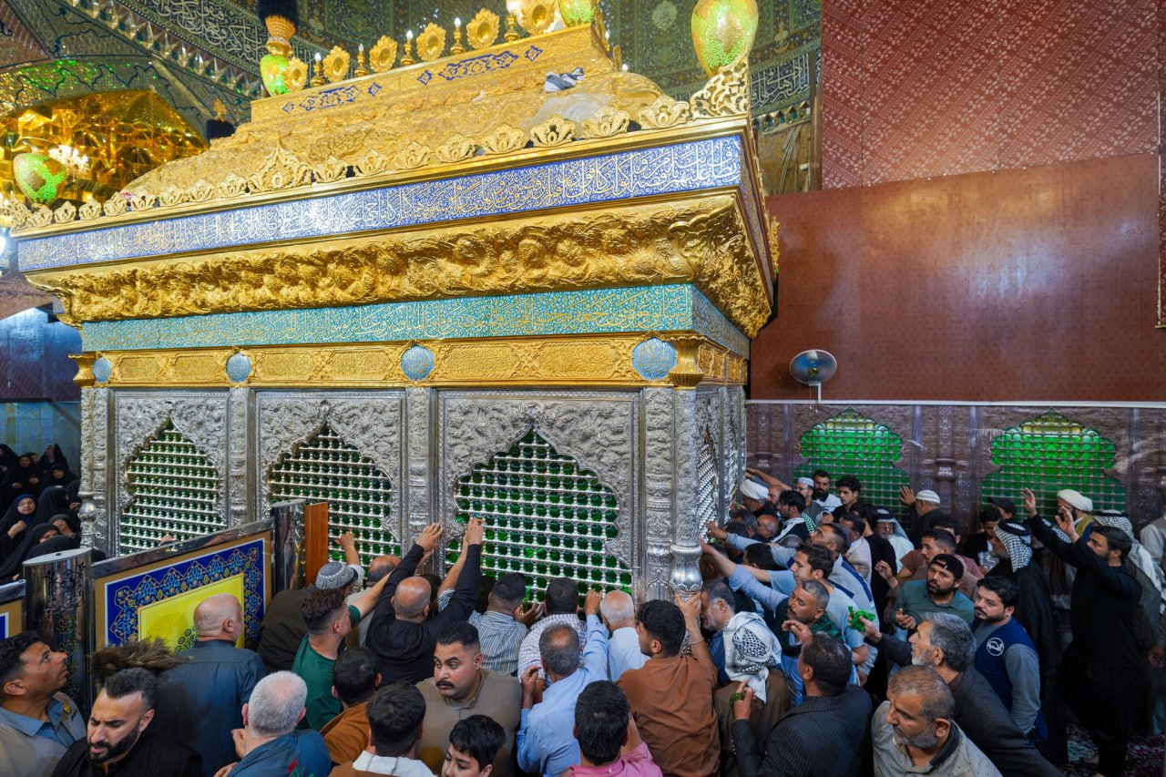 Shia Numbers Large numbers of pilgrims commemorate International Day of Support for ...
