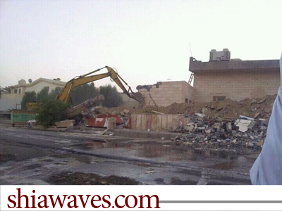 تصویر تخریب آثار اسلامی در سایه حمایت  مفتی های سعودی