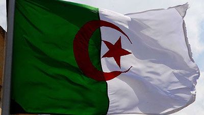 تصویر تهدید علنی شیعیان بر منابر در کشور الجزایر