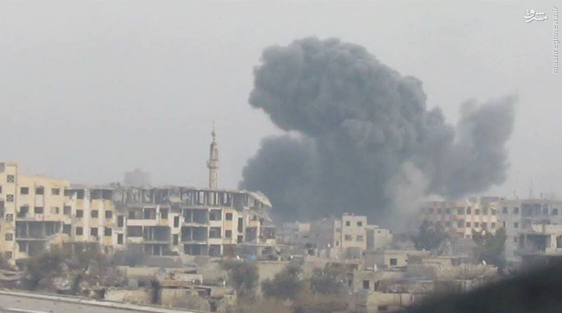تصویر حمله موشکی به مناطق مسکونی در حلب
