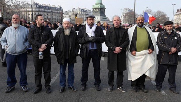 تصویر تظاهرات علیه اسلام هراسی در پاریس