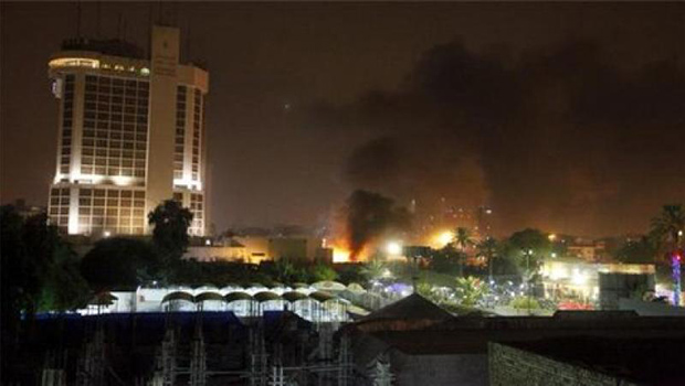 تصویر دو انفجار تروریستی در بغداد و ده ها نفر شهيد و مجروح