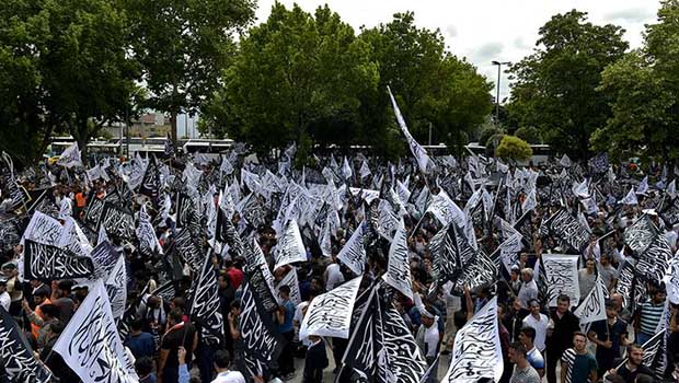 تصویر راهپیمایی طرفداران حزب سلفی التحریر، در استانبول