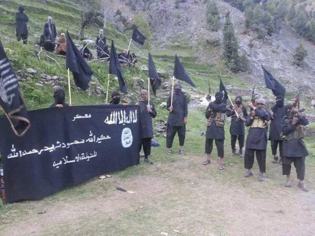 تصویر بیعت فرقه ای از طالبان پاکستان، با تروریست های داعش