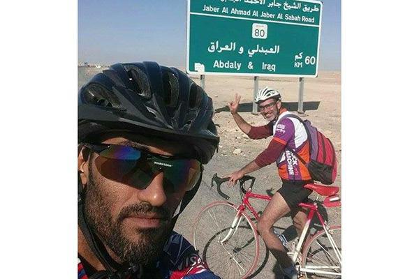 تصویر پیمودن فاصله ی بین قطیف عربستان تا شهر مقدس کربلا، با دوچرخه