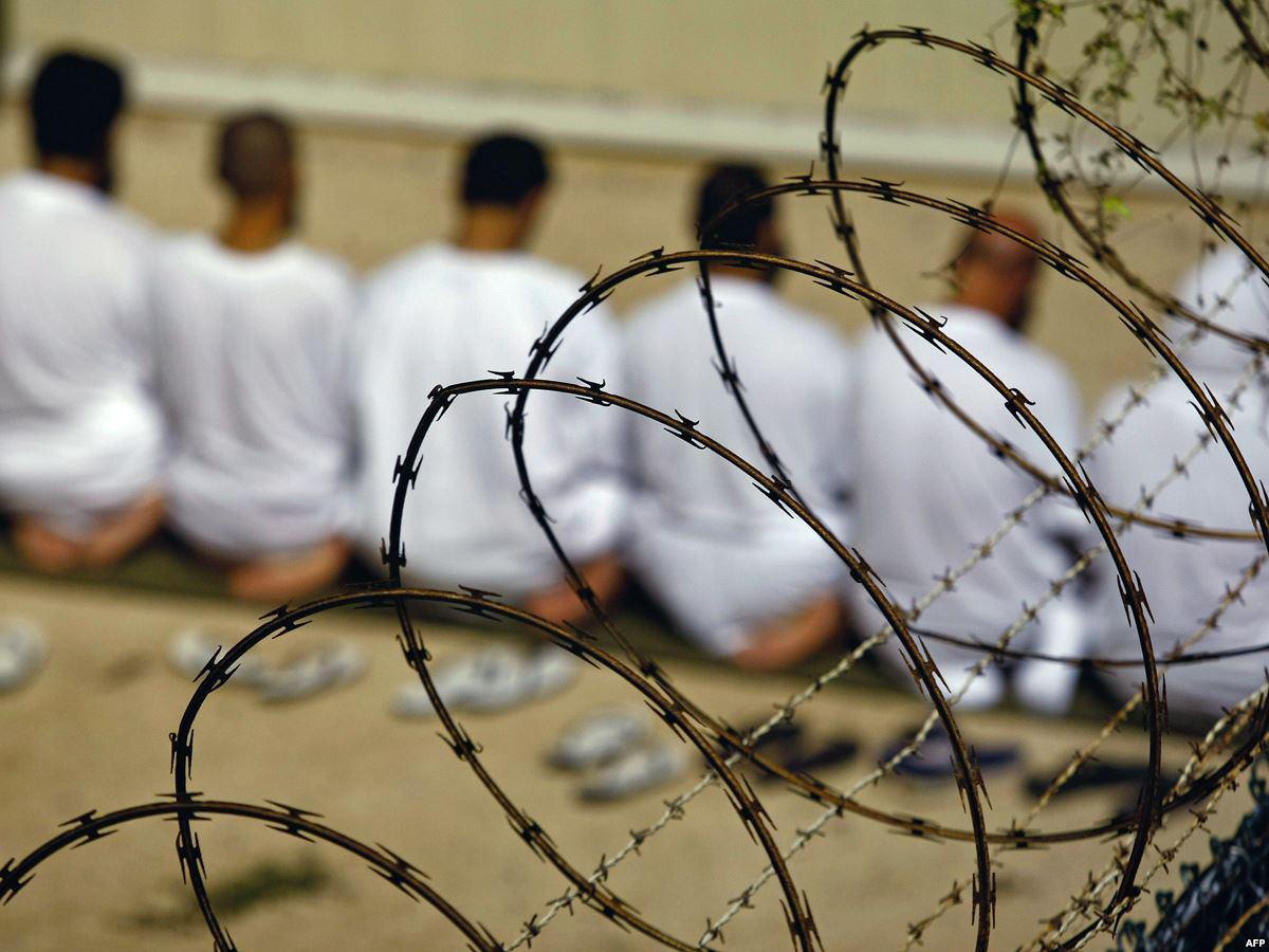 تصویر صدور حكم حبس های طولانی علیه چهار جوان شيعه، توسط دادگاه سعودی