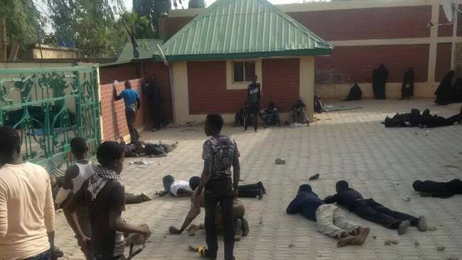 تصویر به خاک و خون کشیده شدن شیعیان زاریا ، به دست نیروهای ارتش نیجریه