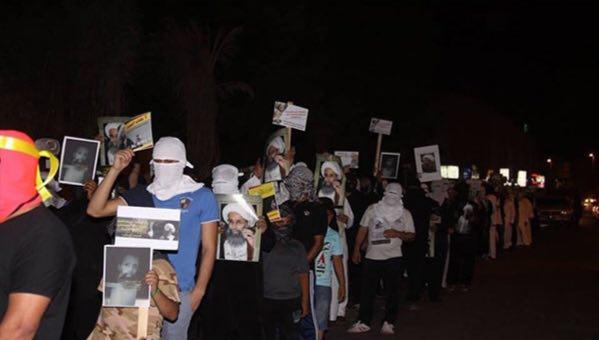 تصویر ادامه تظاهرات مردم و سركوب معترضان به محكوميت اعدام شهيد نمر ، توسط نيروهاى امنيتى عربستان سعودى