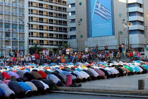 تصویر موافقت دادگاه قانون اساسی یونان با تأسیس مسجد در آتن
