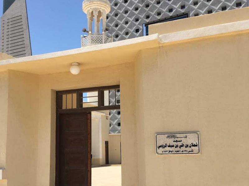 تصویر مخالفت فعالان مدنی با تخریب یک مسجد تاریخی در کویت