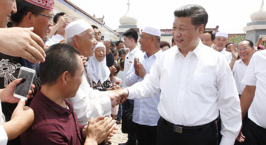 تصویر ديدار رئیس‌جمهور چین با مسلمانان اين كشور