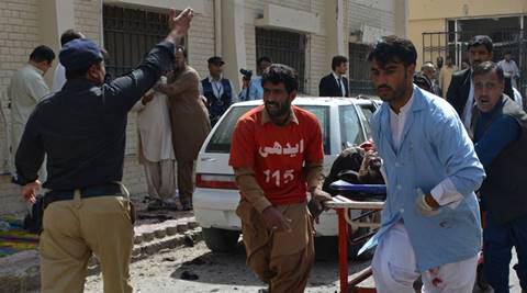 تصویر عملیات انتحاری در نماز عید قربان پاکستان