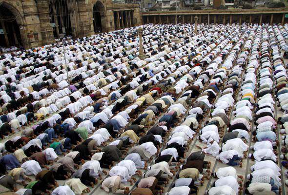 تصویر افزایش چشمگیر تعداد مسلمانان ایتالیا در ۵ دهه اخير