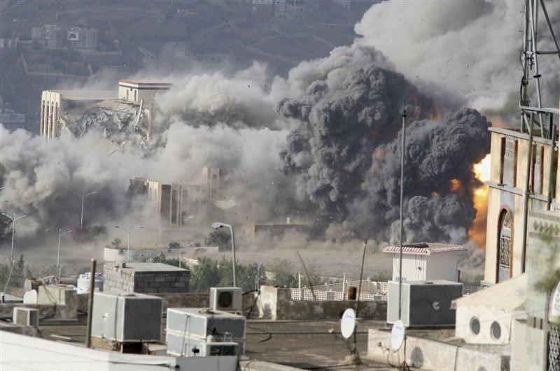 تصویر شهادت ۷ شهروند یمنی در حمله عربستان به تعز