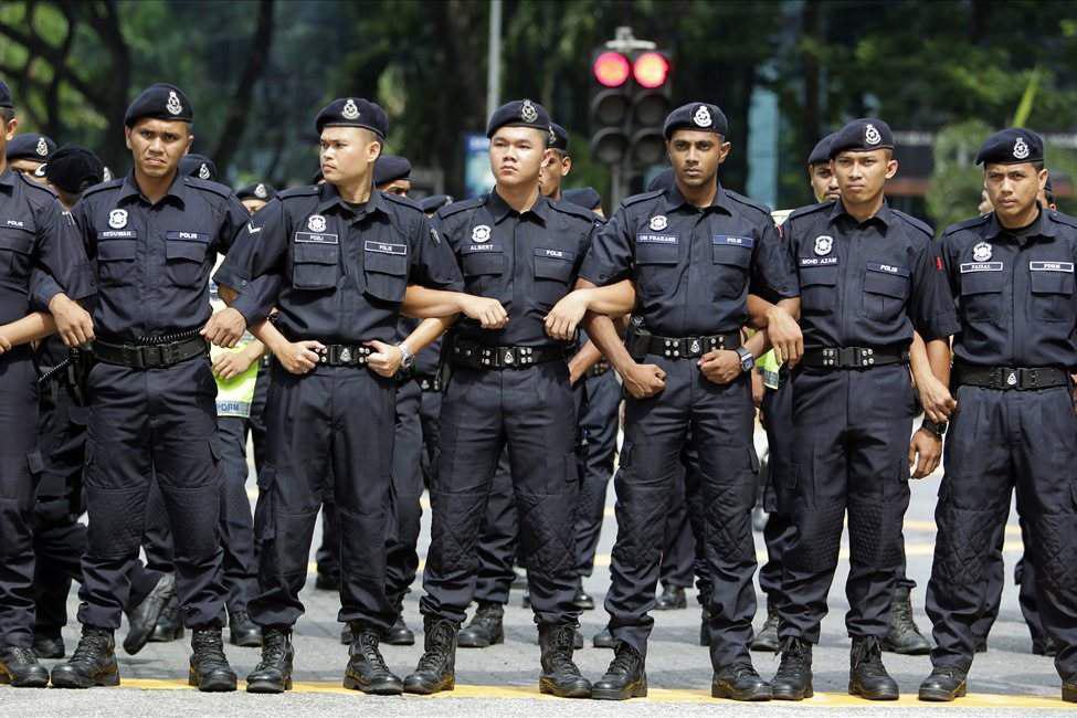 تصویر بازداشت عناصر داعش در مالزی