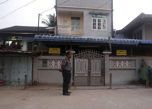 تصویر اعتراض مسلمانان میانمار به تعطیلی خودسرانه مدارس اسلامی