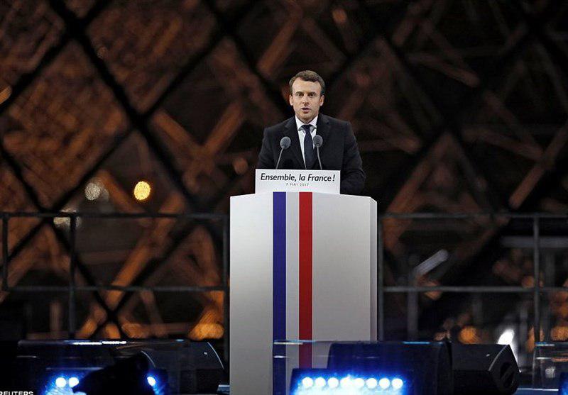 تصویر وعده رئیس جمهور فرانسه برای مقابله با هر نوع افراط گرایی