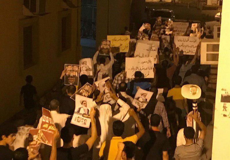 تصویر تداوم تظاهرات بحرینی‌ها در محکومیت ظلم آل‌خلیفه به شیعیان