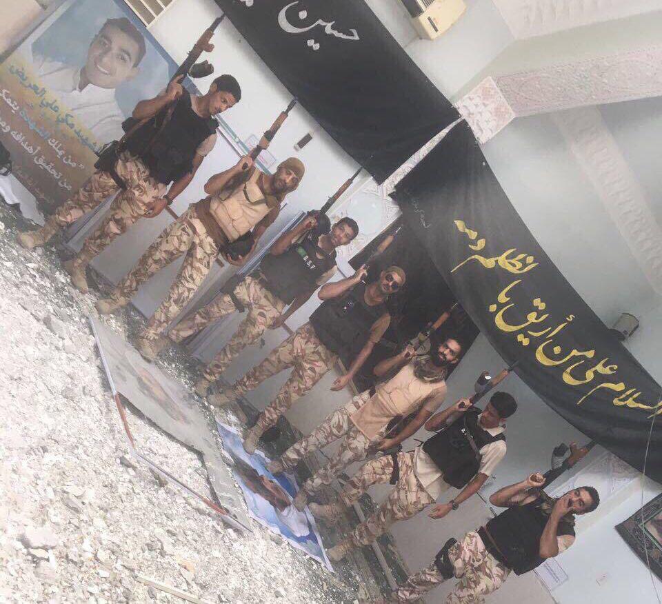 تصویر بی احترامی به حسینیه های شیعیان توسط نیروهای آل سعود