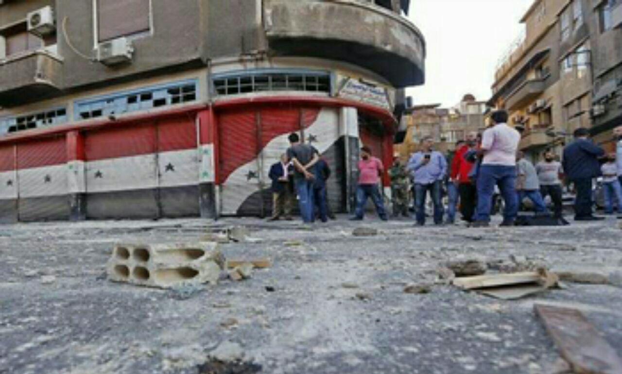 تصویر ۳ شهید و ۵ مجروح حاصل خمپاره باران دمشق پایتخت سوریه توسط سنی های تندرو