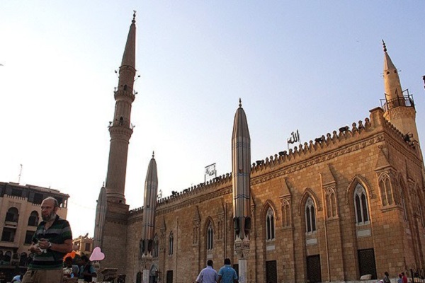 تصویر تدابیر مصر برای تأمین امنیت مسجد امام حسین علیه السلام قاهره