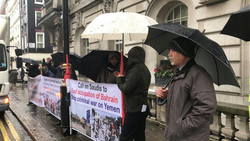 تصویر تجمع معترضان به اقدامات حکومت عربستان در لندن