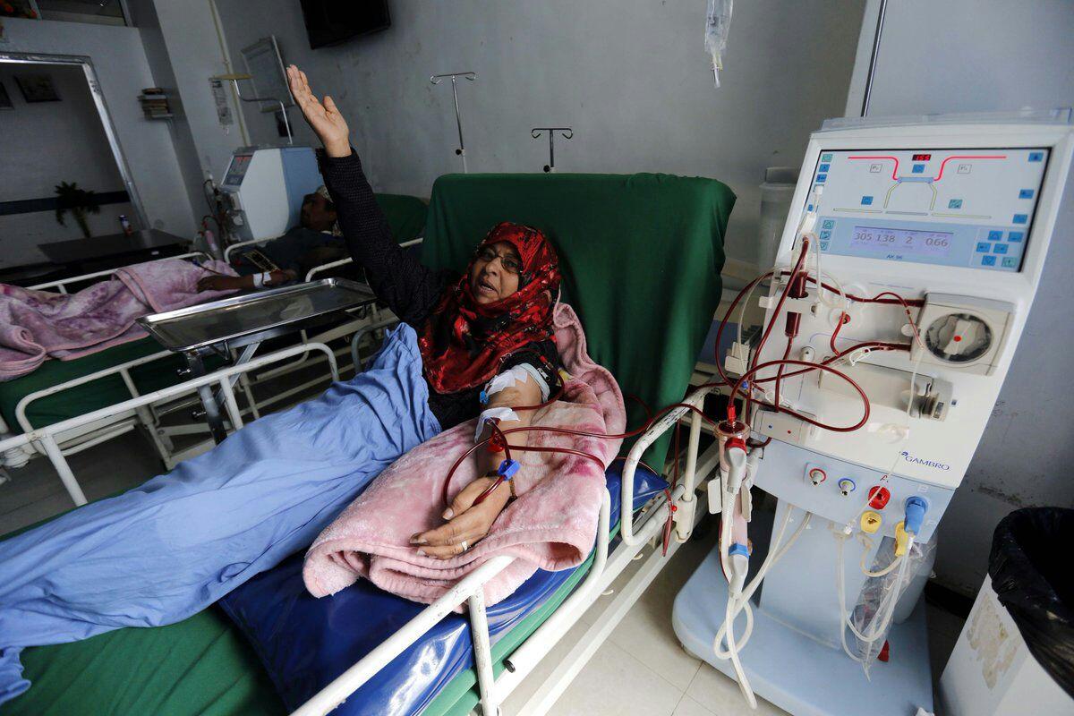 تصویر مرگ ۱۵۰۰ نفر به علت عدم دسترسی به مراکز بهداشتی