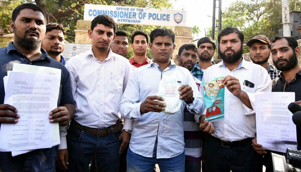 تصویر واکنش مسلمانان هند به اهانت یک شرکت به پیامبر اکرم صلی الله علیه و آله