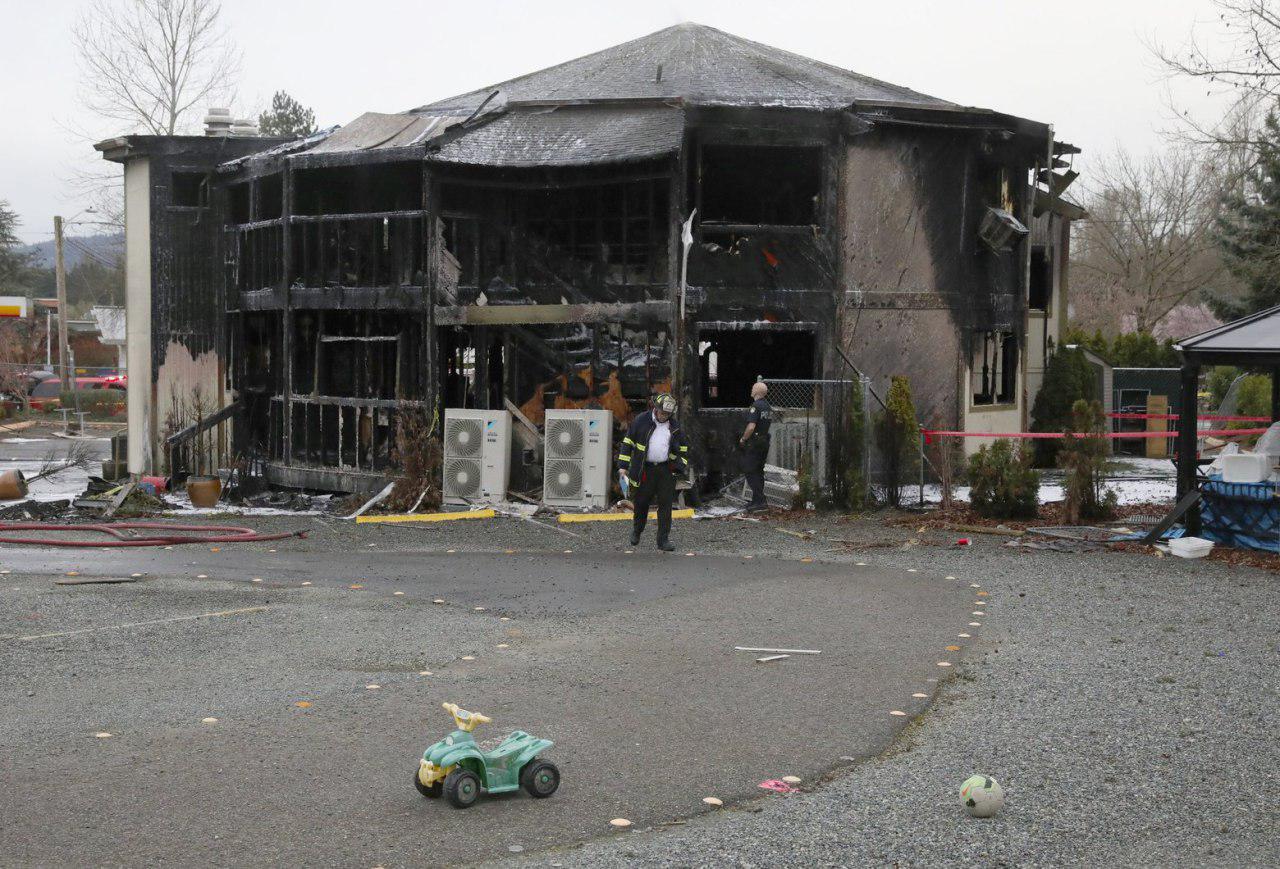تصویر آتش کشیدن یک مسجد برای دومین بار در آمریکا