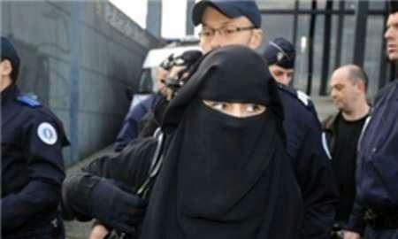 تصویر زندان؛ فرجام داشتن حجاب در کشور مهد آزادی