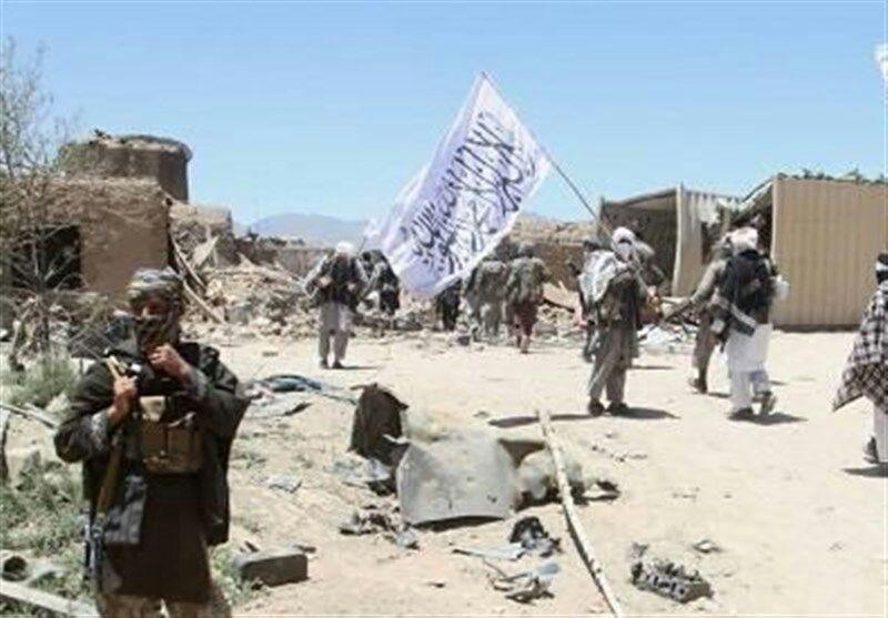 تصویر سقوط ۷ پاسگاه پلیس در شمال افغانستان در حمله عناصر طالبان