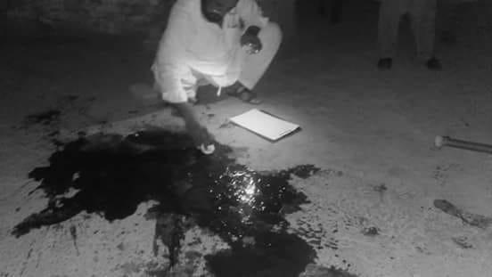 تصویر یک شهید و یک مجروح در حمله سنی های تندرو به حسینیه‌ای در «دره اسماعیل خان» پاکستان