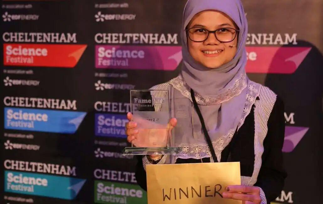 تصویر زیست شناس مسلمان، جایزه نخست رقابت بین المللی عملی را به خود اختصاص داد