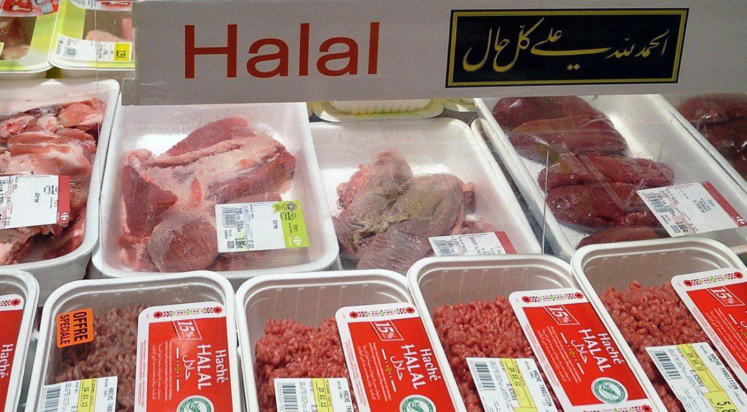 تصویر پیشنهاد اجباری شدن تابلو برای گوشت «حلال» یا غیرحلال در رستوران های دهلی ارائه شد