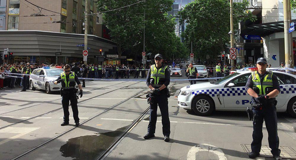 تصویر بازداشت سه تروریست افراطی در استرالیا