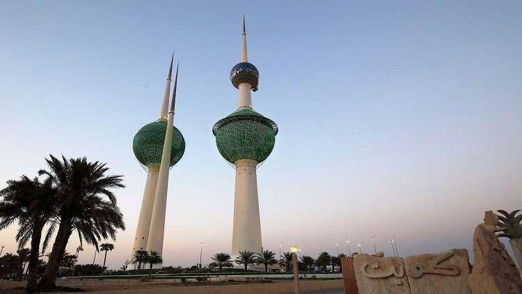 تصویر ممنوع المنبری امام جماعتی در کویت به خاطر احترام نمودن مادر پیامبر اسلام